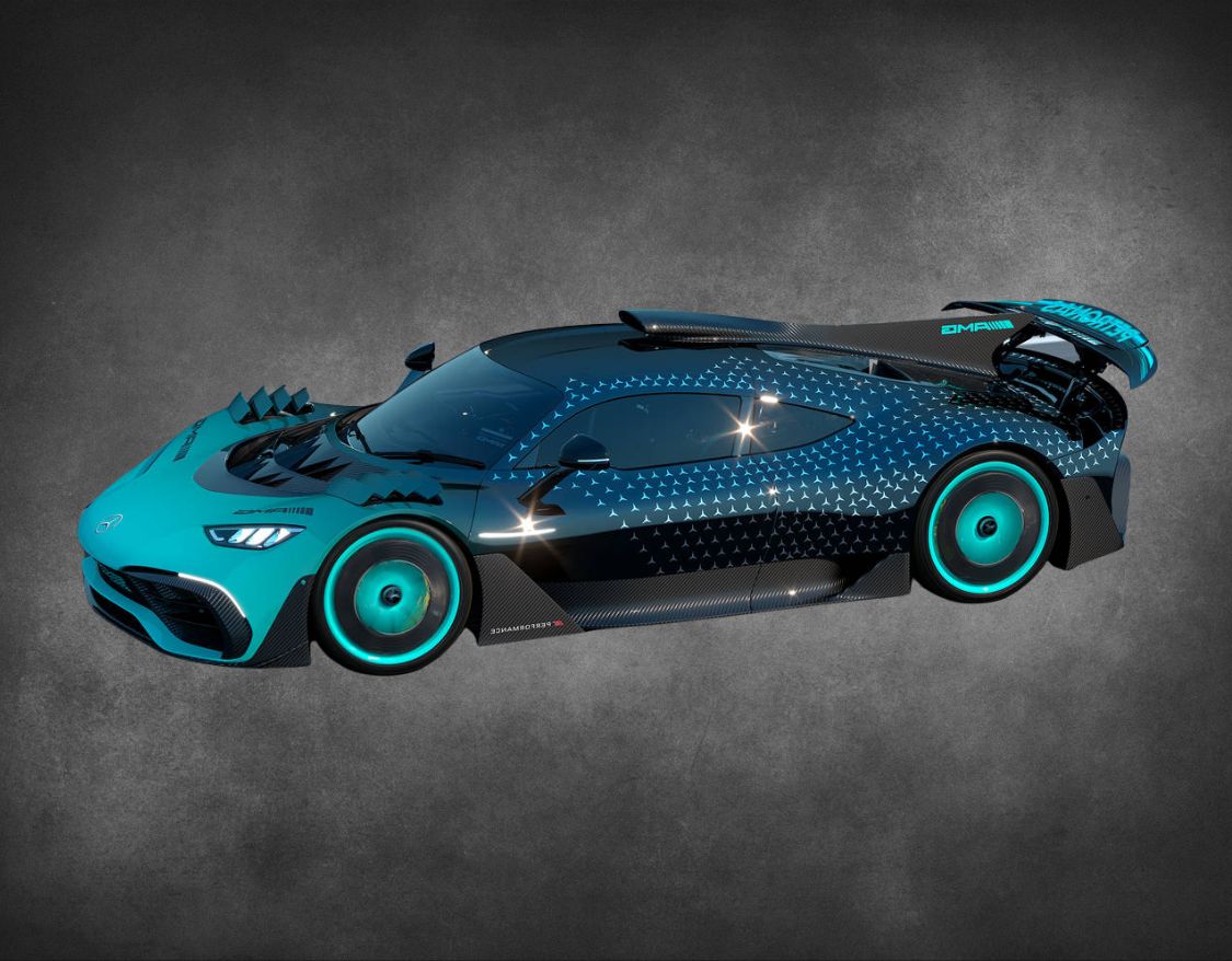 Mercedes-AMG Project One in Dubai – F1-powered hybrid