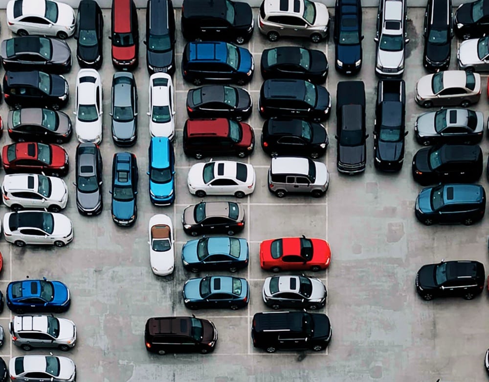 Car Auctions in Dubai: How They Work, Fees, Risks & Real Prices (2025 Guide)