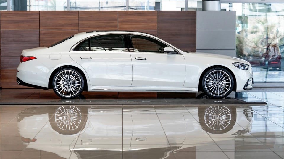 UAE Car Market Declines in 2026 While Jetour Rises Fast
