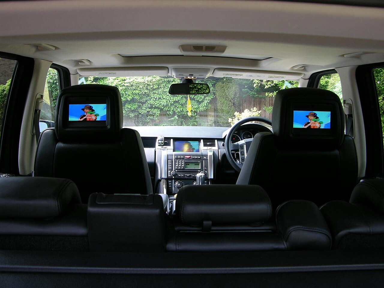 Buy Used Cars in Dubai With Confidence - 2026 Guide Dubai car image 1